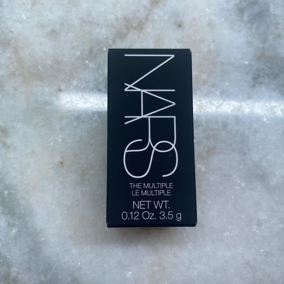 NEW NARS 4 pc Makeup Set - Picture 4 of 5